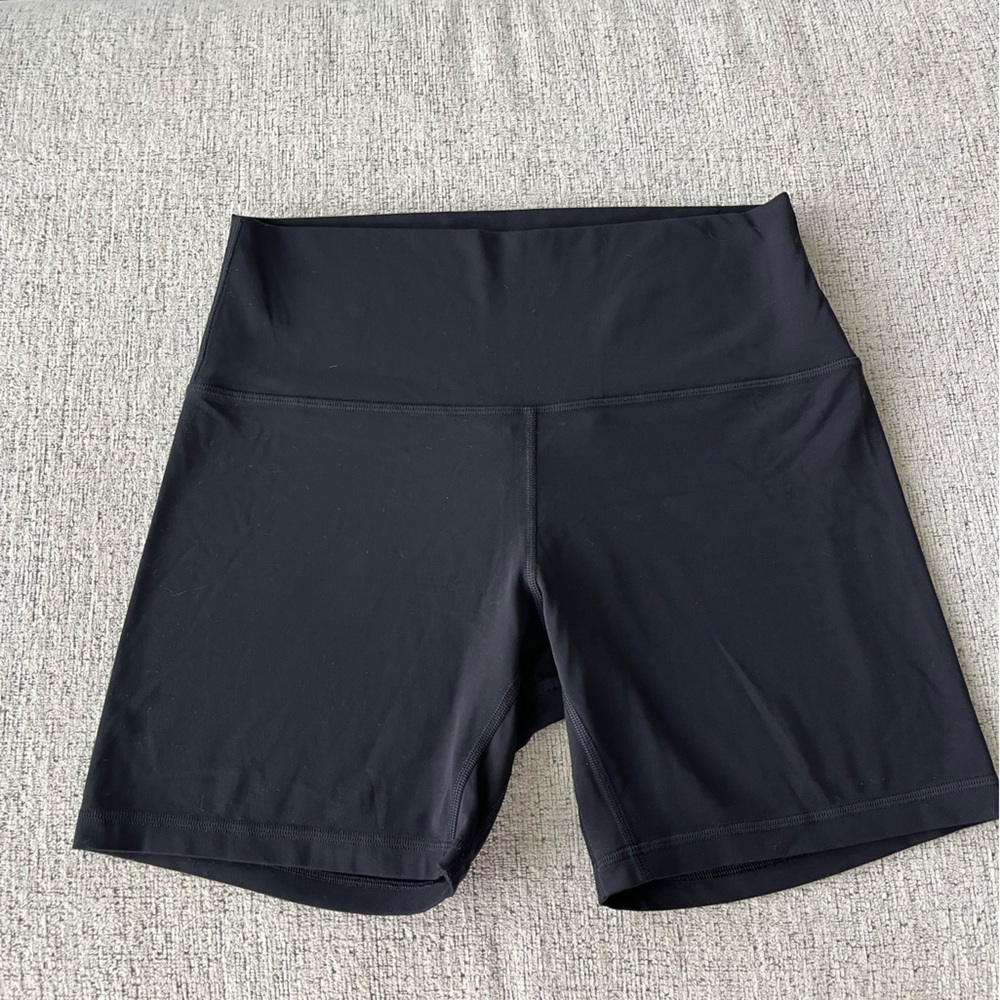 Lululemon Align High-Rise Short 6” – Black (Size 10)